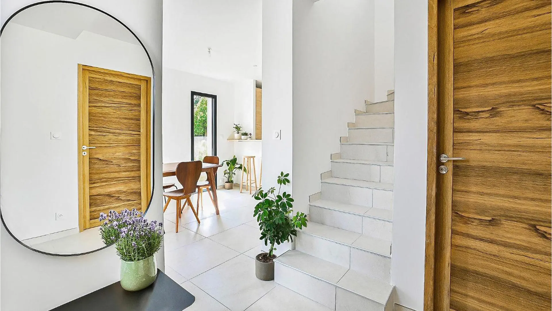 Awesome Home In Monteux With Kitchen
